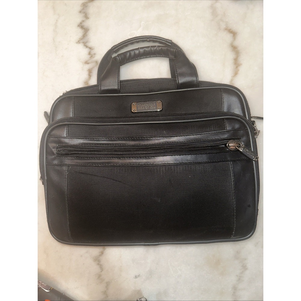 KENNETH COLE REACTION MESSENGER BAG Black Leather R-TECH Briefcase Laptop‎